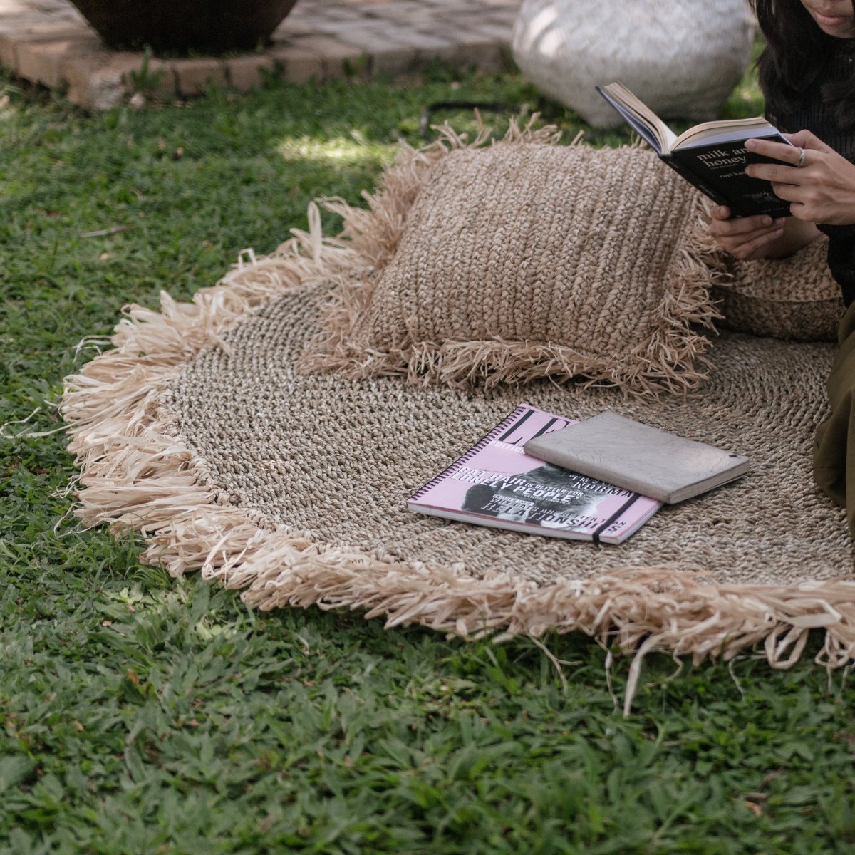 Seegrasteppich Dasa – Rund mit Fransen, 100 oder 120 cm, aus Seegras mit Raffia-Fransen, handgewebt