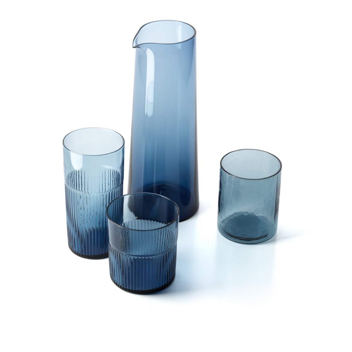 Trinkglas Azure Rippled – in Kombination mit weiteren Pieces